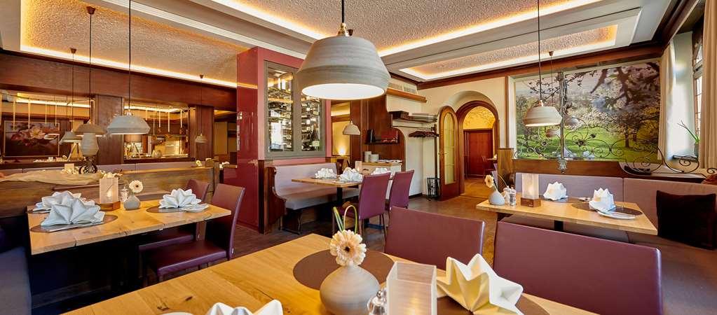 Ringhotel Gasthof Hasen Herrenberg Restaurant photo